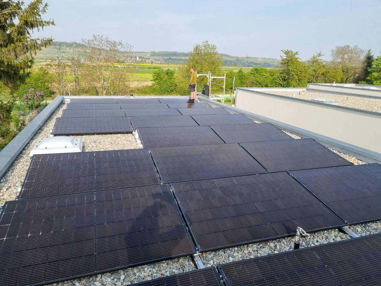 photo_5389060363426841439_y